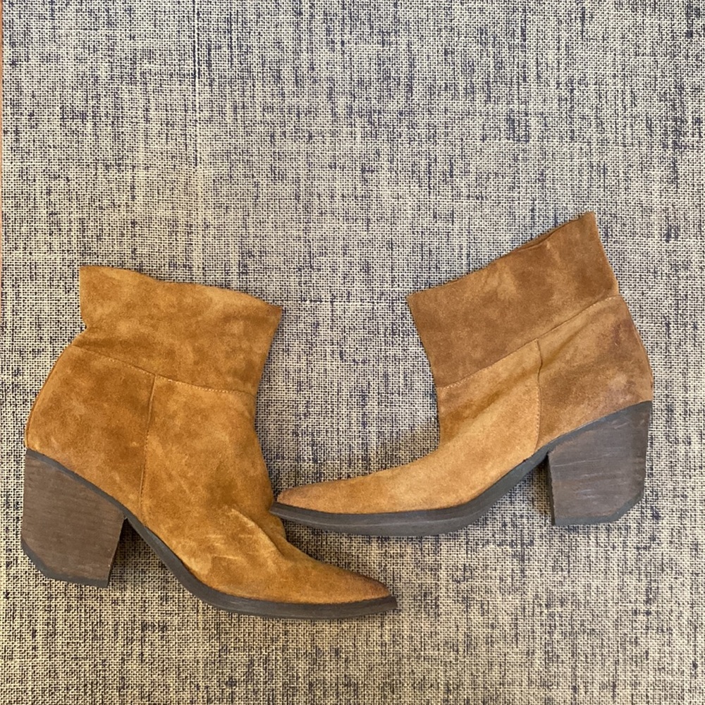 Leather ankle boots Aldo size 8.5 women’s